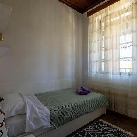 Traditional Stone-built House Villa *