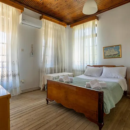 Traditional Stone-built House Vila